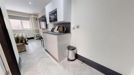 Stanley Street Apartment