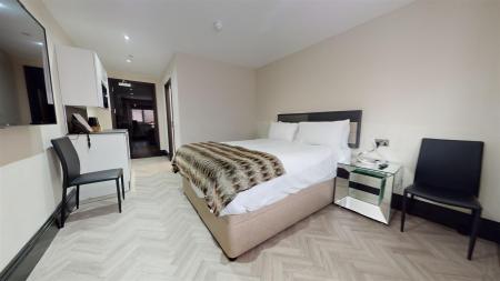 Stanley Street Apartment