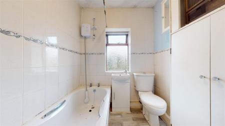 Belmont Avenue Bathroom