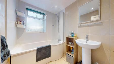 Knowsley Road Bathroom