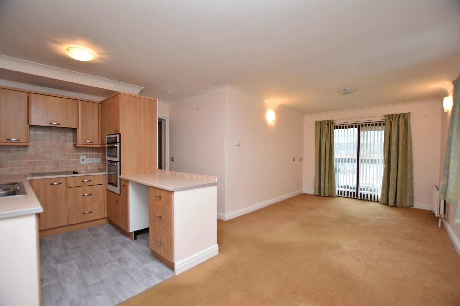 2 bedroom Flat for sale in Newquay