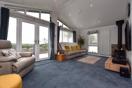 Lounge/Diner