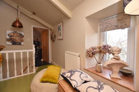 Landing/Dressing Area/Guest Space