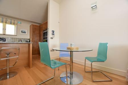 Open plan lounge/diner/kitchen