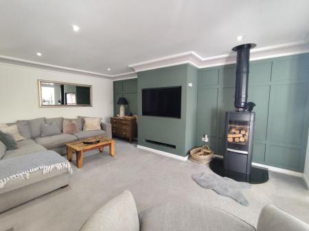 Open Plan Lounge/Kitchen/Diner