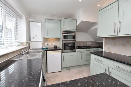 6 Bakers Court - Kitchen