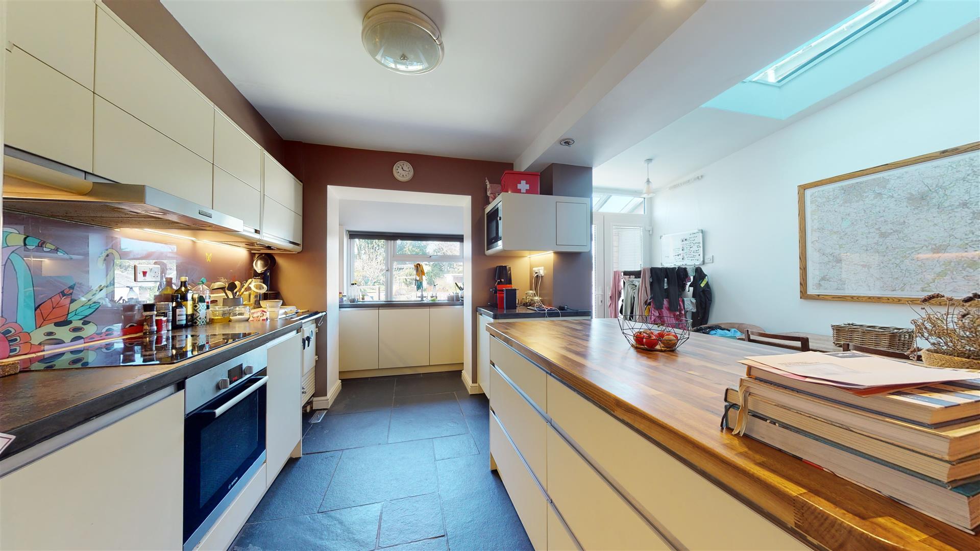 2 bedroom Terraced House for sale in Radstock