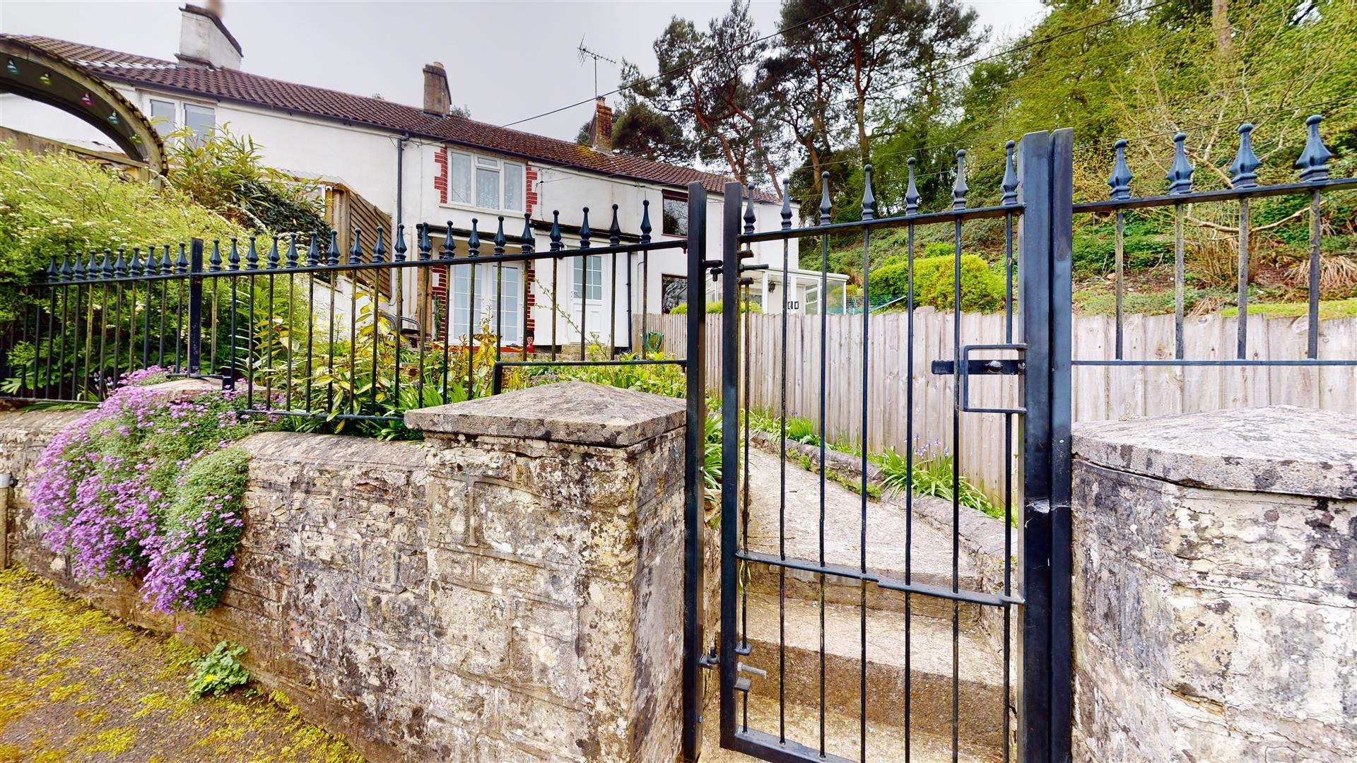 2 bedroom Cottage for sale in Radstock