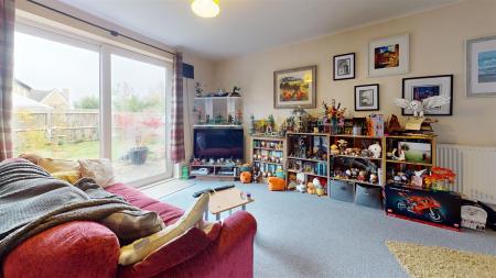 18-Bramley-Close-Living-Room.jpg