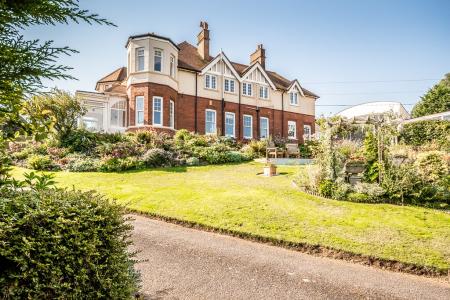 Victoria Place, Budleigh Salterton, EX9