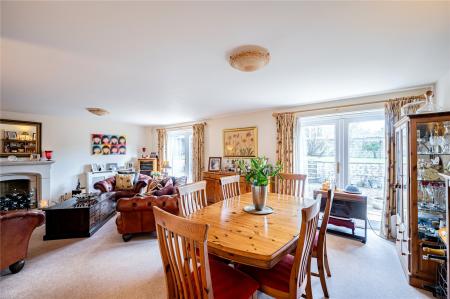 Living/Dining