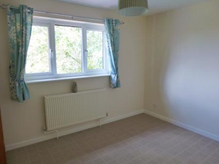 DOUBLE BEDROOM