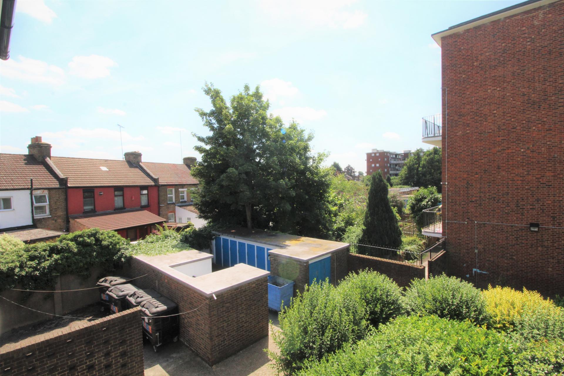 1 bedroom Flat for sale in London