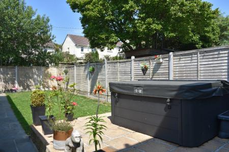 Hot Tub/Garden