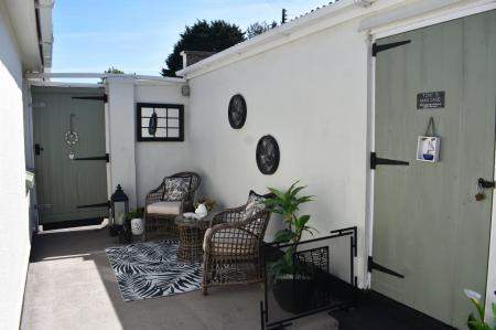 Side Area