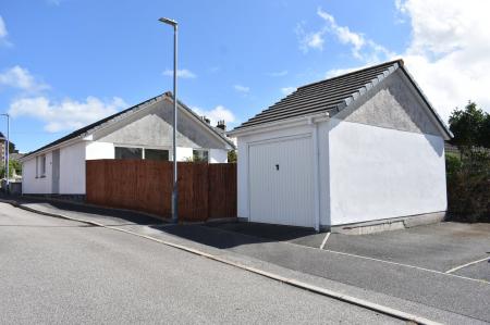 Garage/Drive
