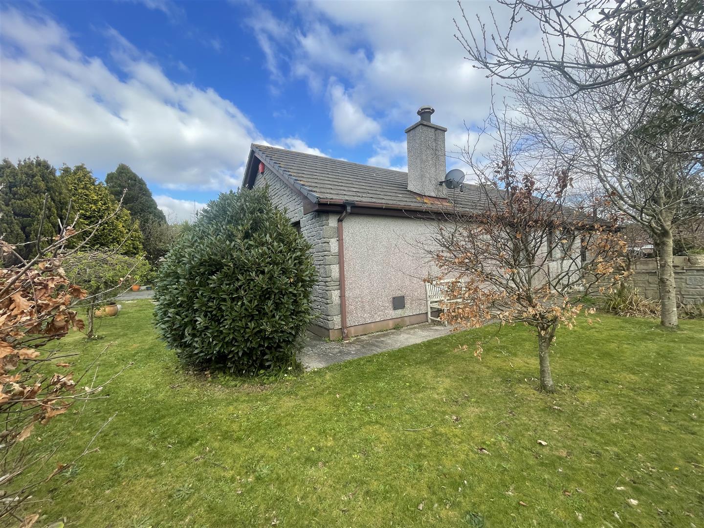 3 bedroom Detached Bungalow for sale in Camborne