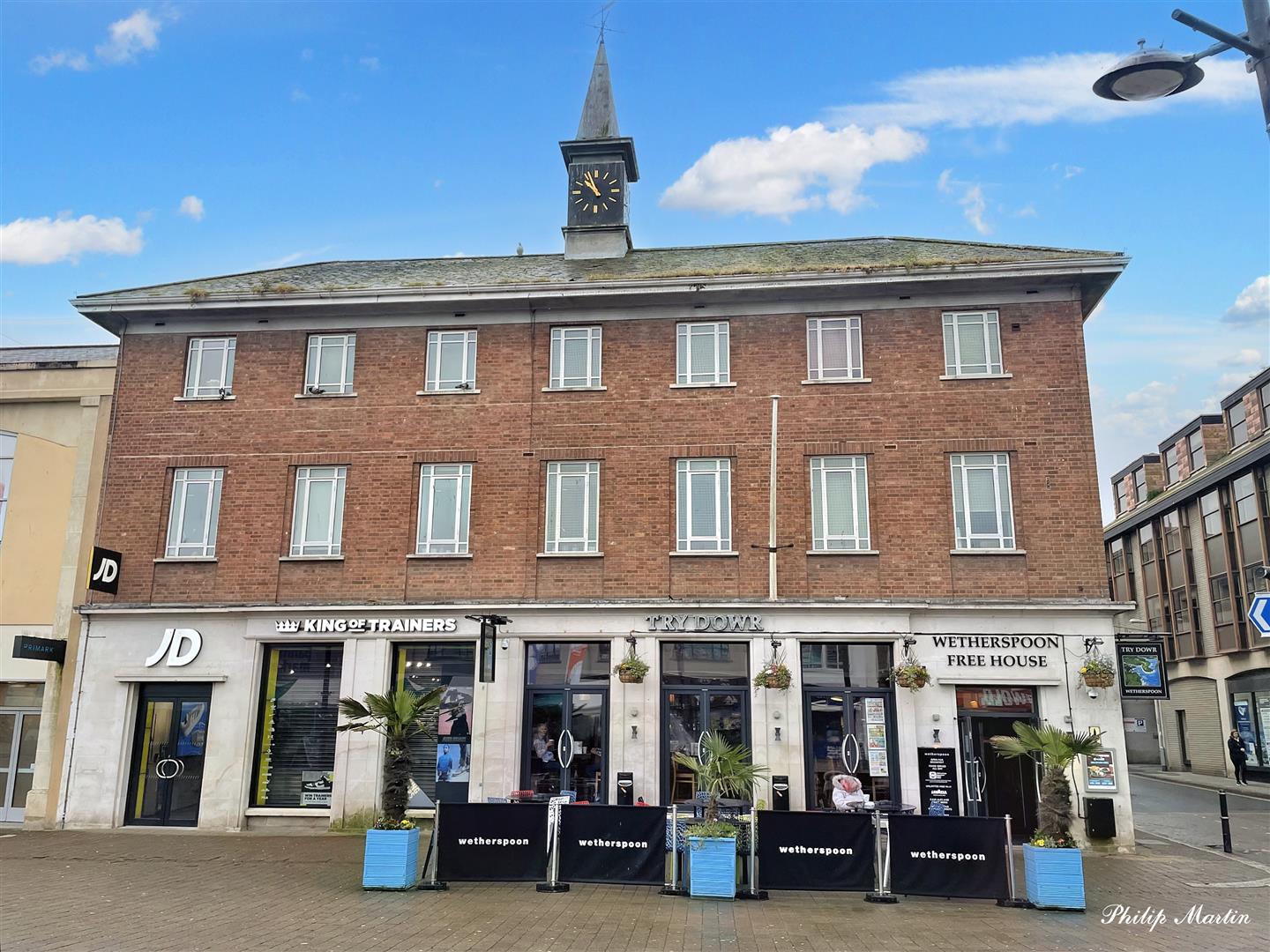 2 bedroom Flat for sale in Truro