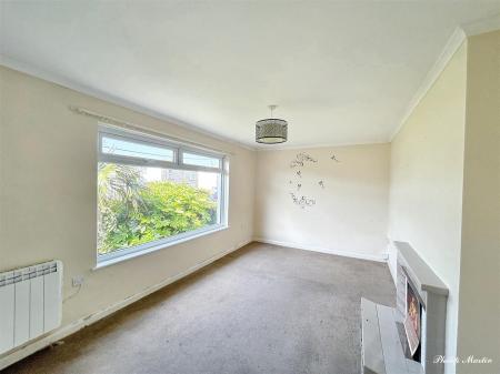Living Room.jpg