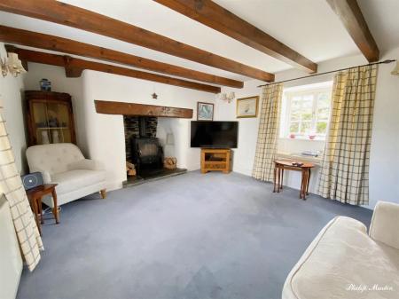 Sitting room.jpg