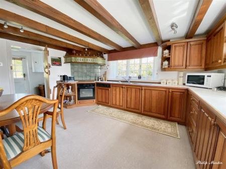 Kitchen.jpg