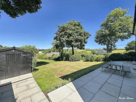 Garden 4.jpg