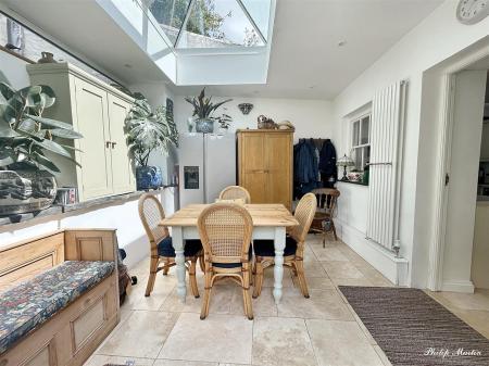 Garden room.jpg