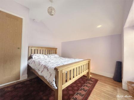 Bedroom 2.jpg