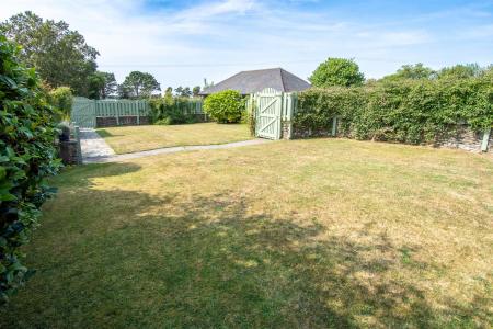 0825_02 - Rose Barn, Tregony, TR2 5SE (128).jpg