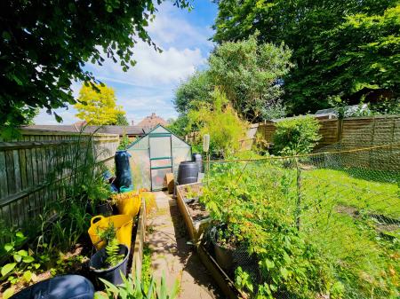 Garden Shed / Green House