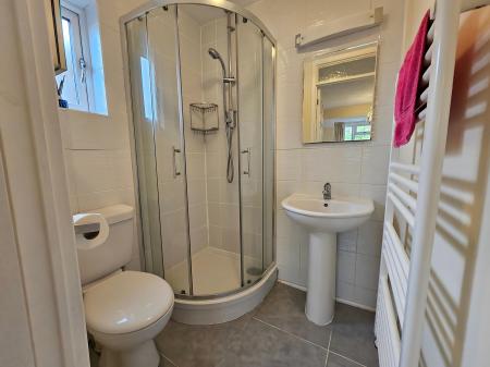 En-suite Bathroom