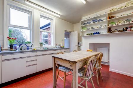 Breakfast Kitchen 1