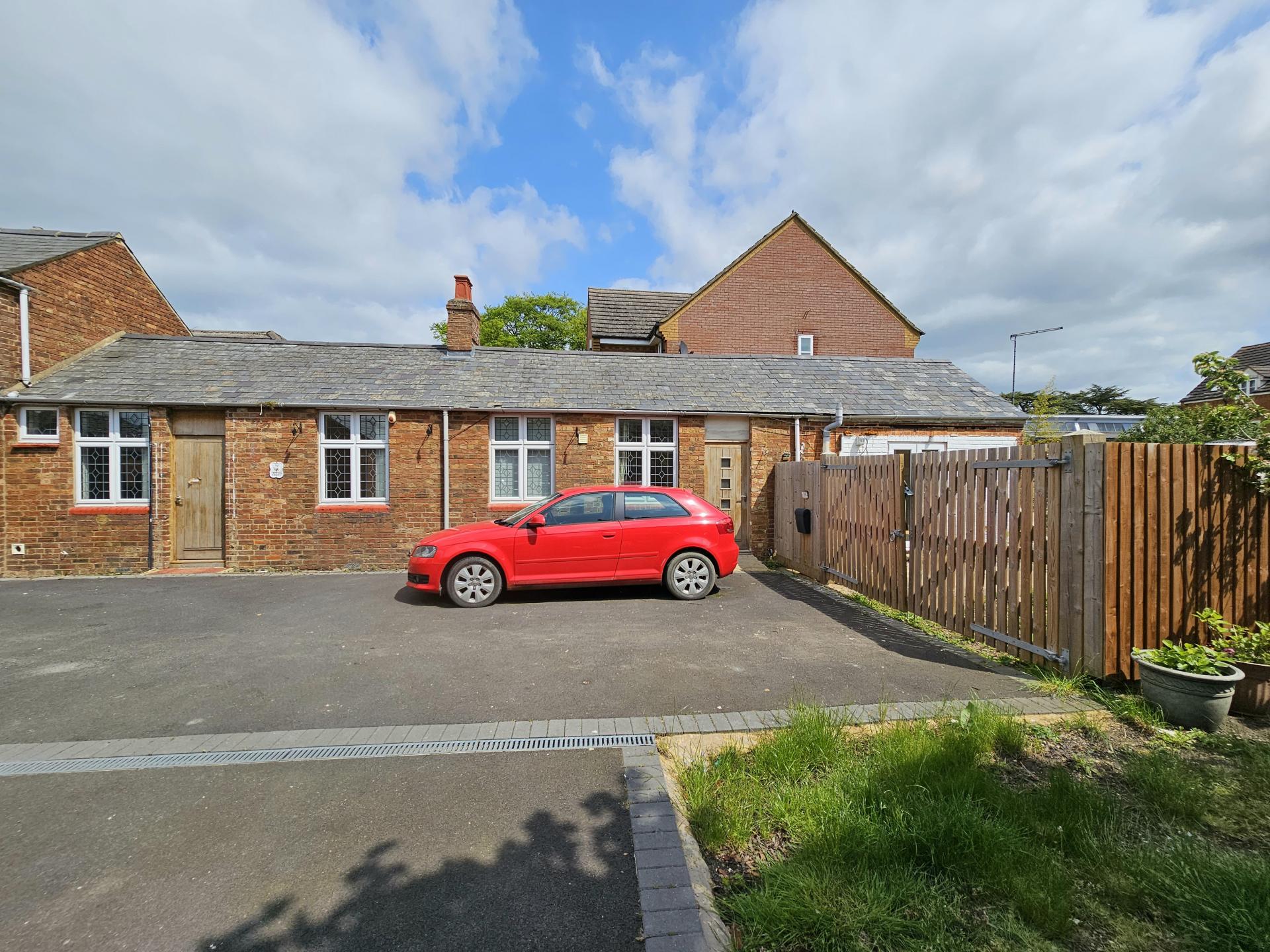 2 bedroom Barn Conversion for sale in Brackley