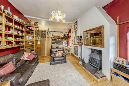 Open Plan Lounge and Kitchen Area