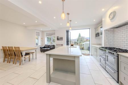 Open Plan Kitchen Diner