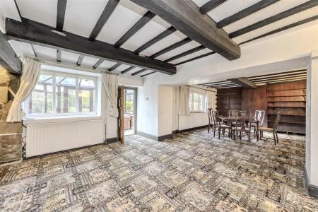 Sitting Room Open Plan With Dining Area