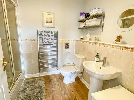 Ensuite Shower Room