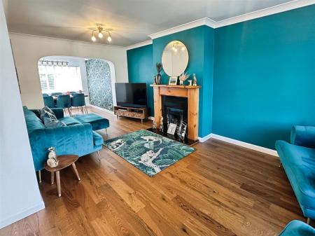Lounge Dining Room