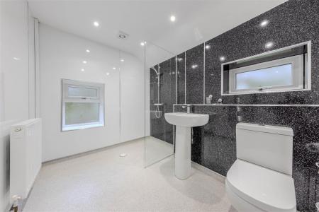 2**Wet Room**