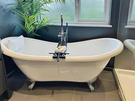 Ensuite Bathroom