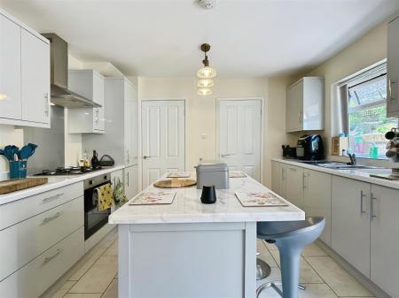 Kitchen Diner