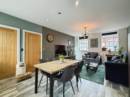 Kitchen Living Area