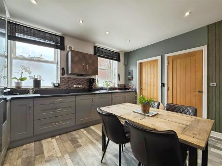 Kitchen Living Area