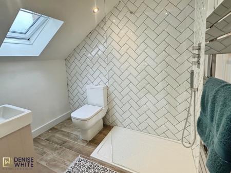 Ensuite Shower Room