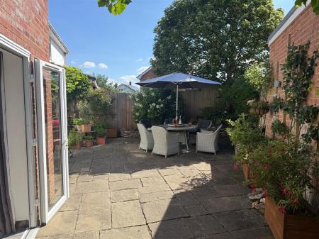 Garden 1.jpg
