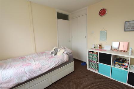 IMG_8658 - Bedroom 2.1.jpg