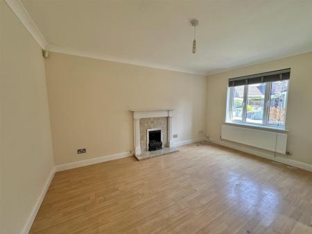 Living Room.jpg