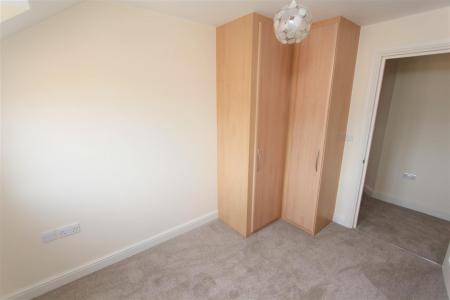 IMG_7813 - second bedroom wardrobes.jpg