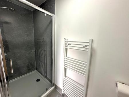 Shower room.jpg