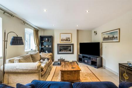 68750_Crofton-Cottage-Bath-Road  (1).jpg